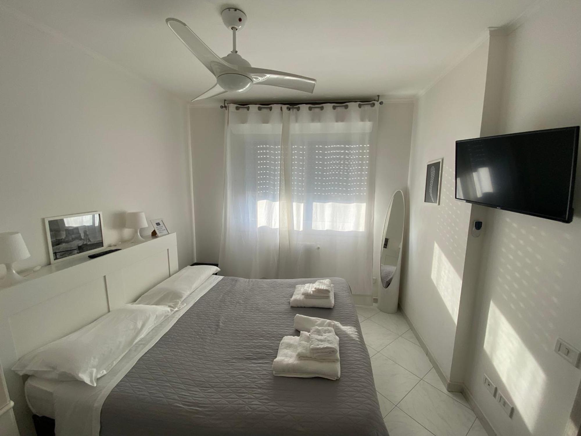 Vesucharme Flat Apartment เนเปิลส์ ภายนอก รูปภาพ